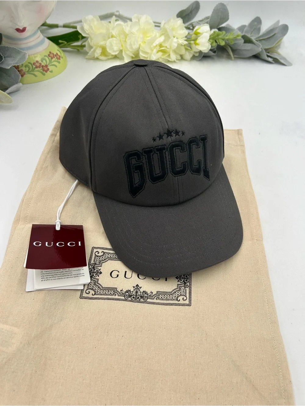Men's Gucci cotton canvas embroidered logo baseball cap size medium adjustable